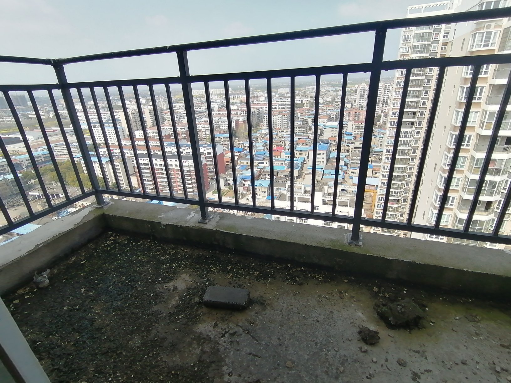 四海宜嘉,西城襄阳路 四海宜嘉 电梯南北通透双阳台三房 46万手续齐全17