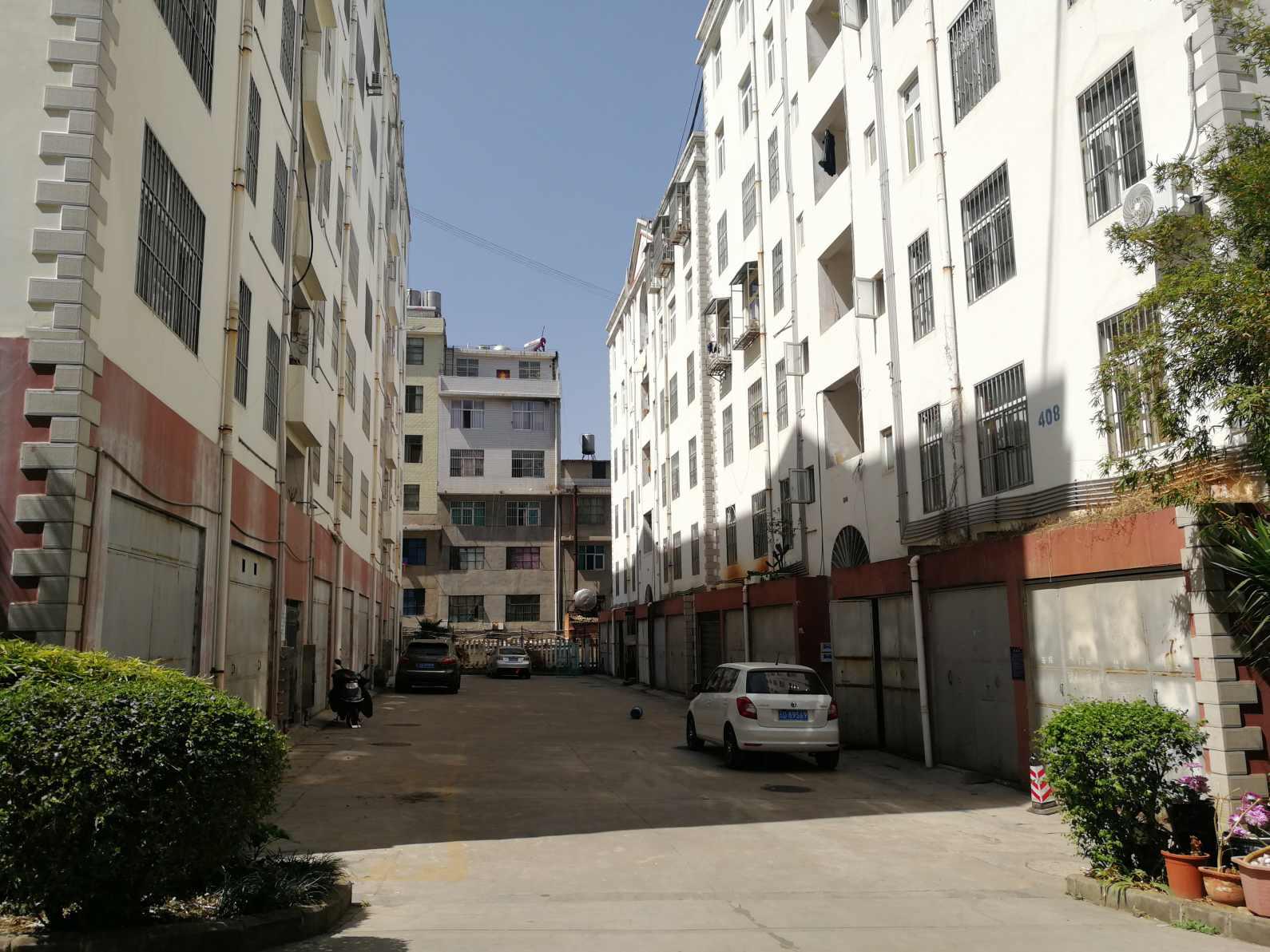 幸福小区福顺园,西片区幸福小区福顺园 精装修108平 48万5