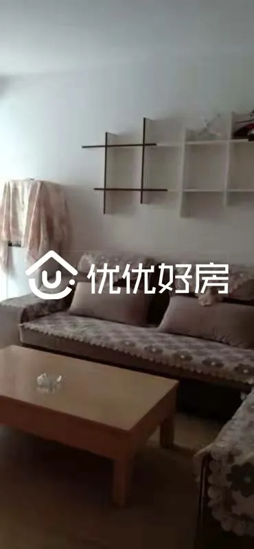金地西区一室一厅,拎包入住。