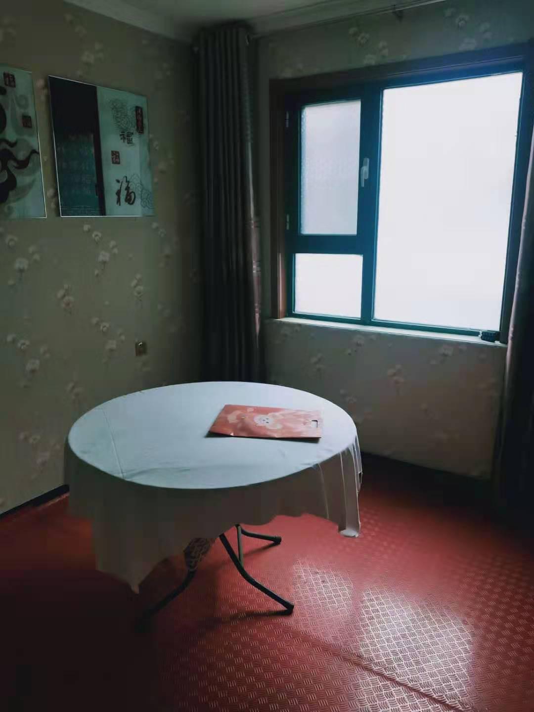 御景花园,御景花园电梯一层两套房子打通的四室两厅两卫精装房11