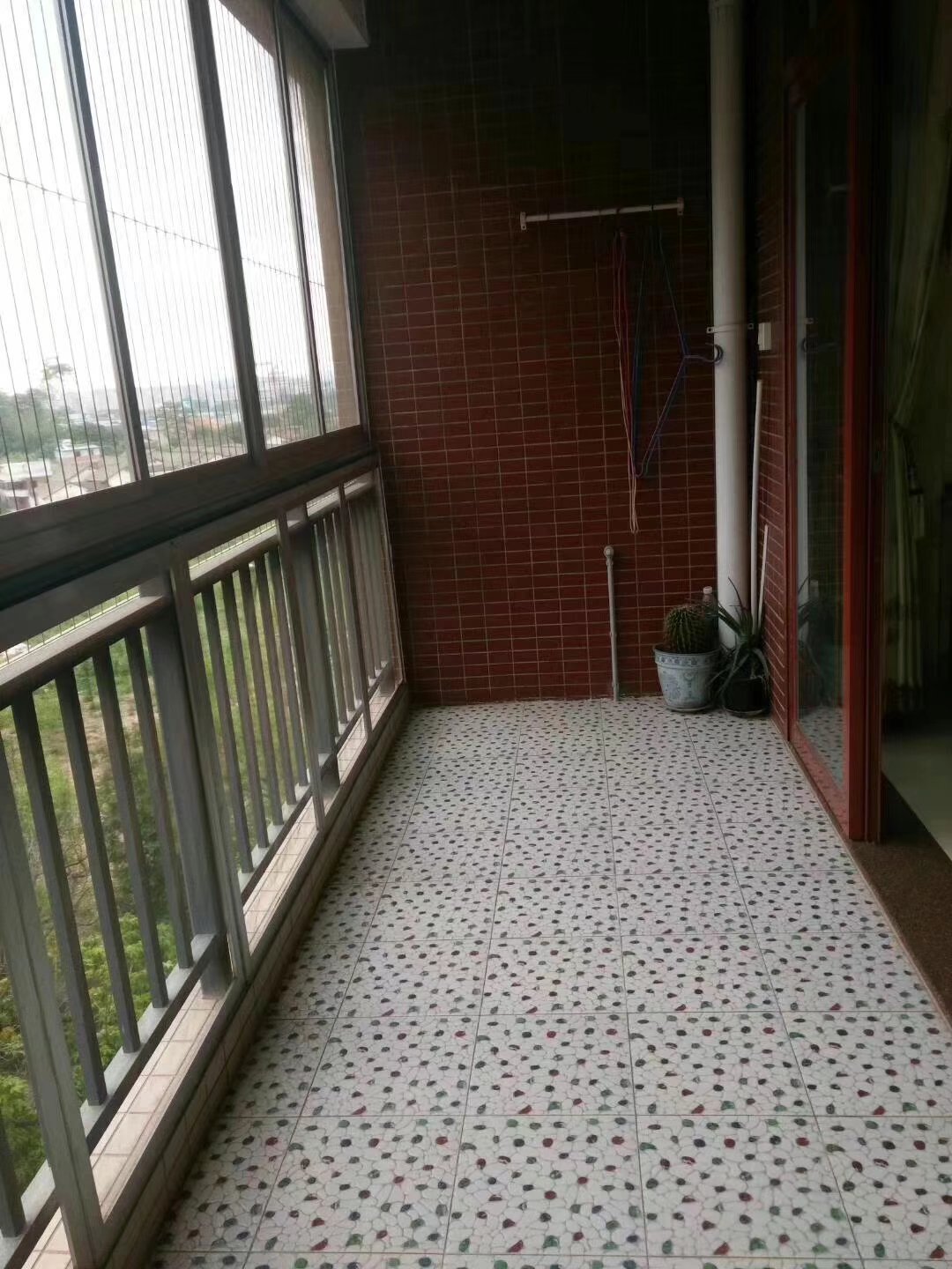 新客家花园,江南万达附近新客家花园 精装三房出售2