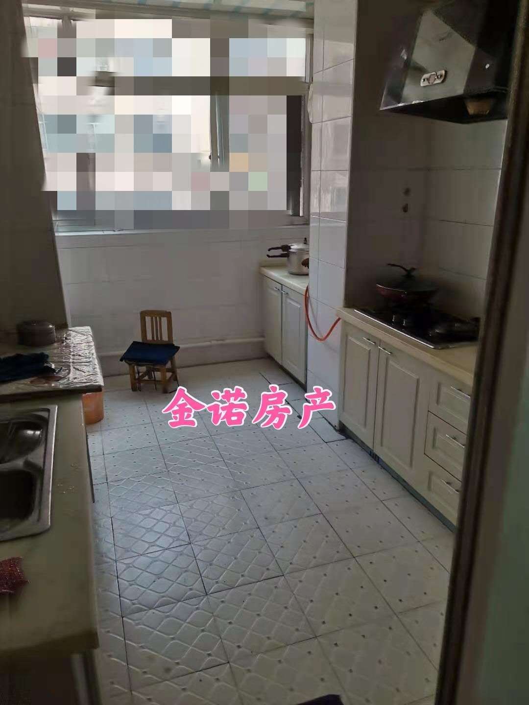 矿务局三小区,小区内设幼儿园,小区环境,物先不卖3