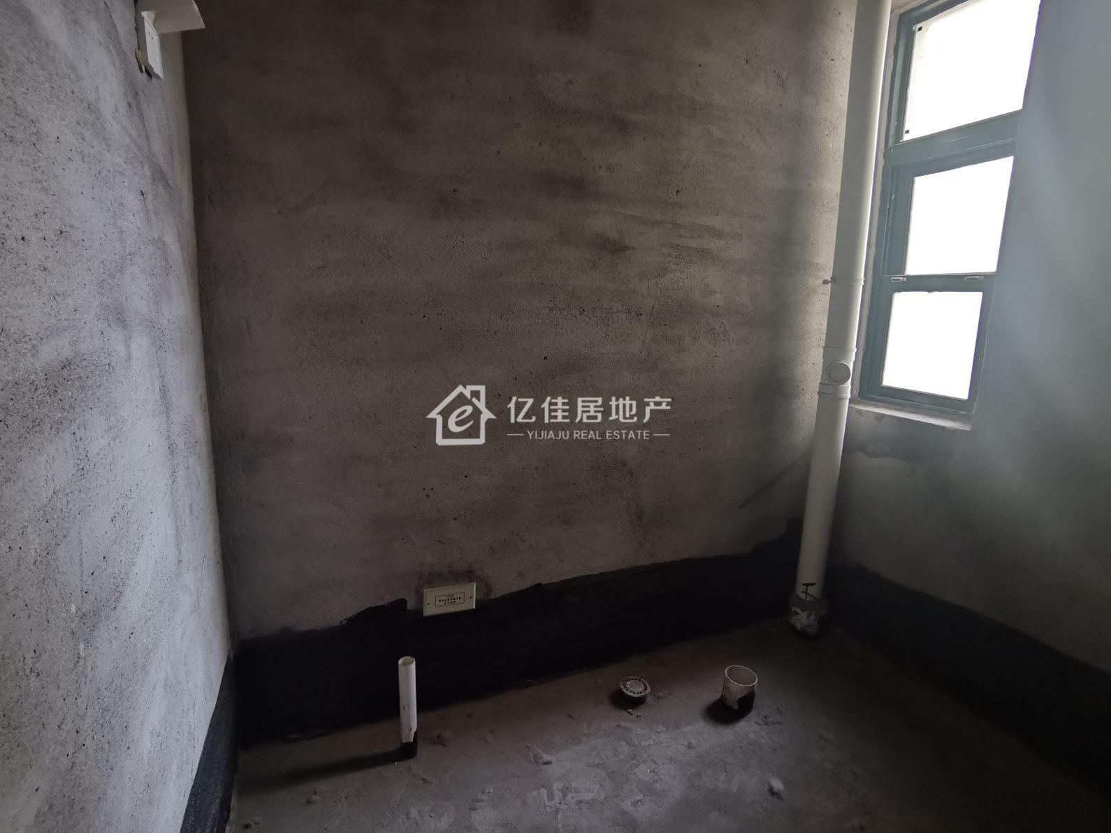 上宅公馆,单价3083!南北通透!毛坯3房!送约20平露台11