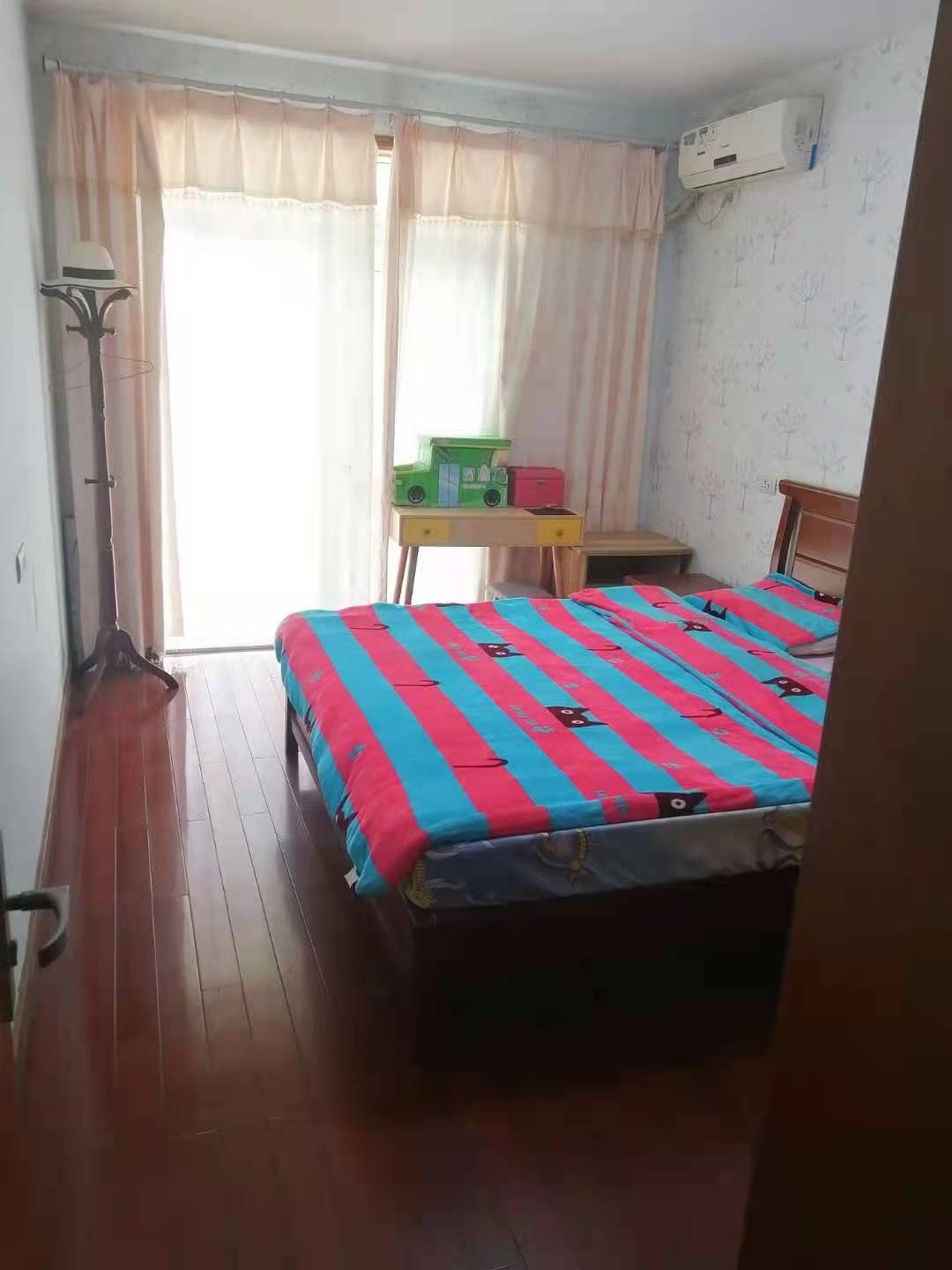 洪兴花园,洪兴花园北区,精装修,自住房,满2年8