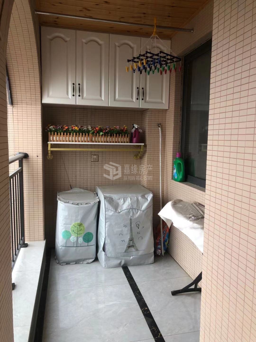 城北滨江河畔,城北滨江河畔地标高档品质住宅100平套三双卫 精装关门卖证齐9