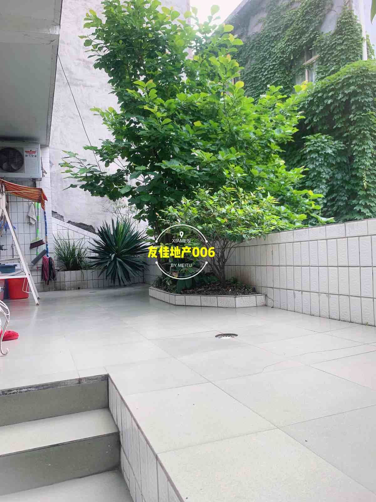 驮福苑,5613@万中校旁独栋(天地房)出售,双证齐全,送院坝9