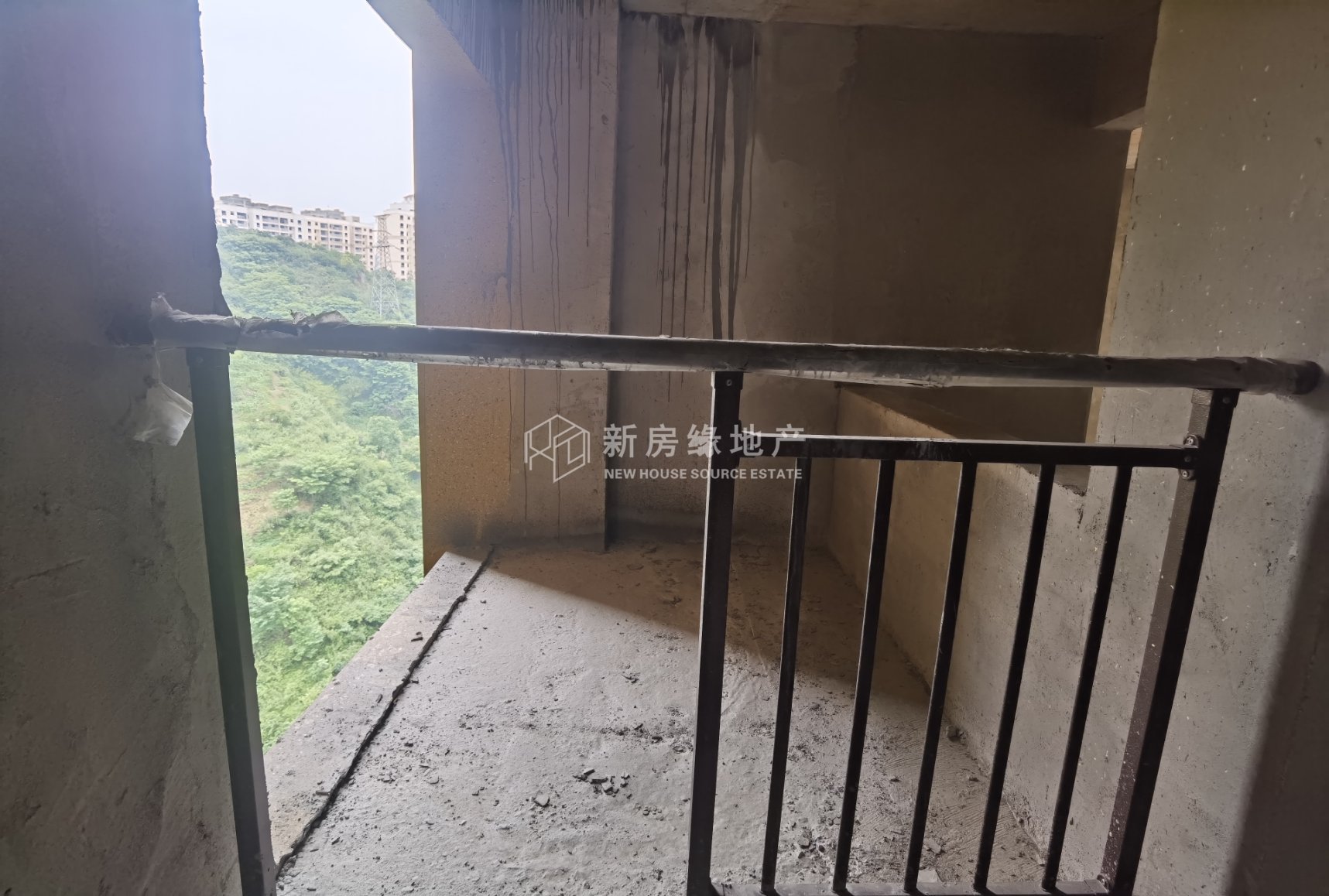 卧龙大都会,卧龙大都会毛坯三室好房出售5