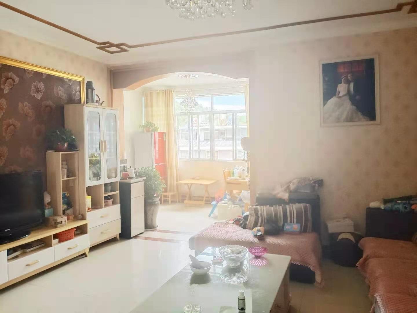 二水单位房,二水单位房 中间三楼 精装修带车位1
