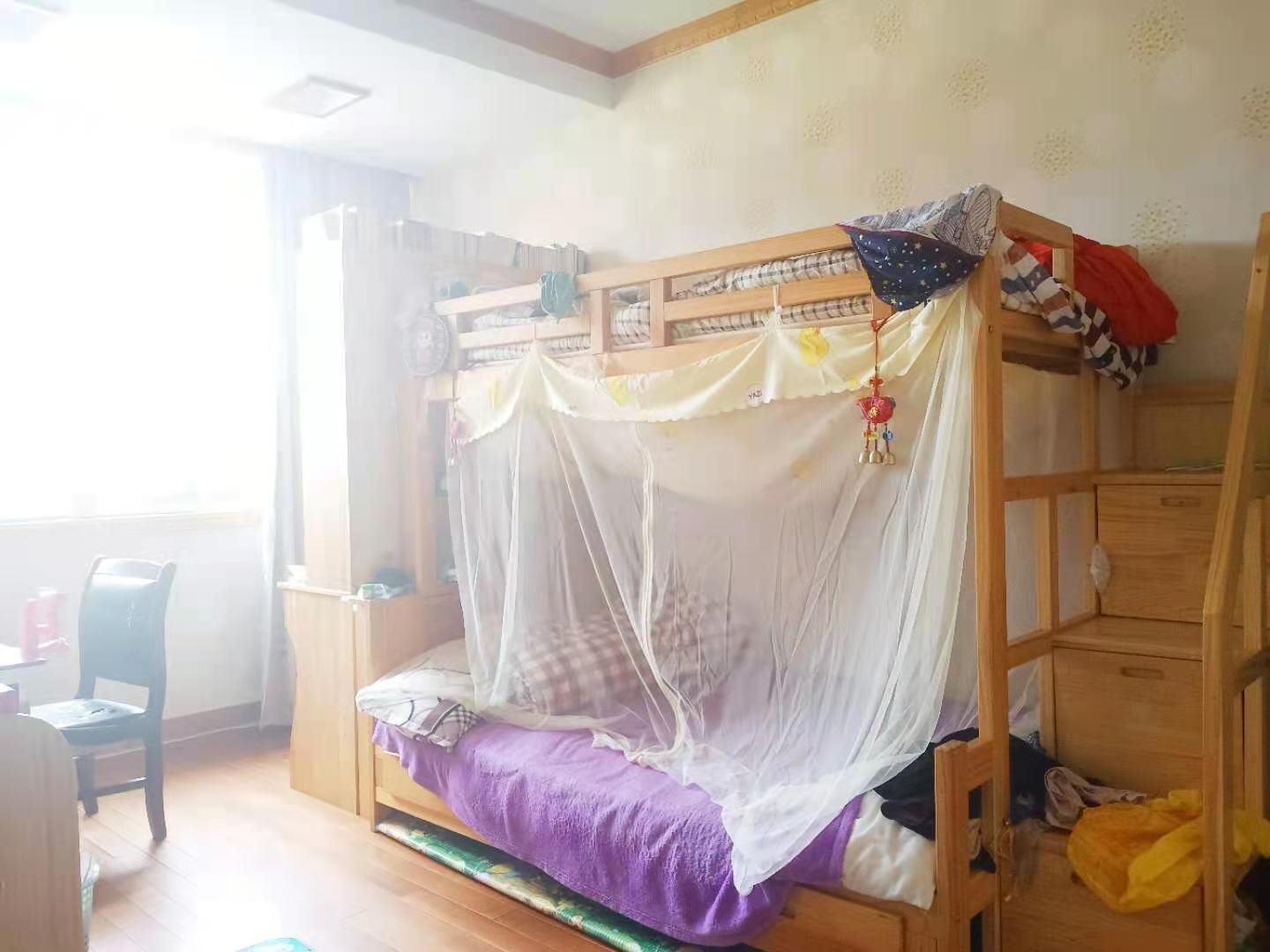 二水单位房,二水单位房 中间三楼 精装修带车位7