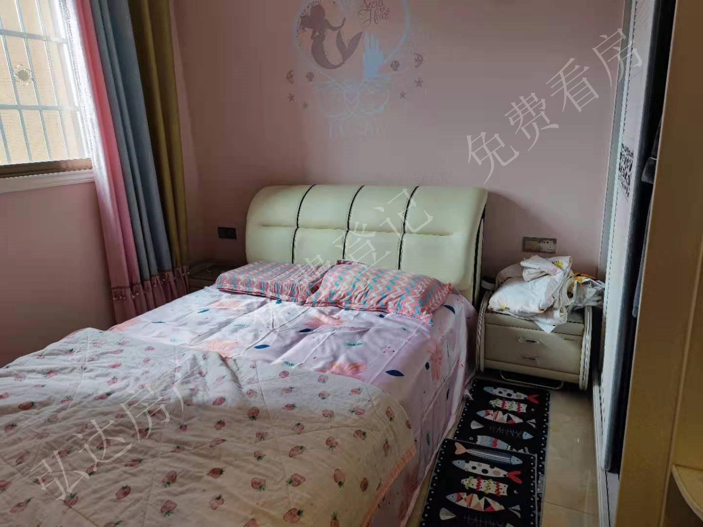 郁金香上城,弘达房产 城北大小区三室电梯精装关门卖3