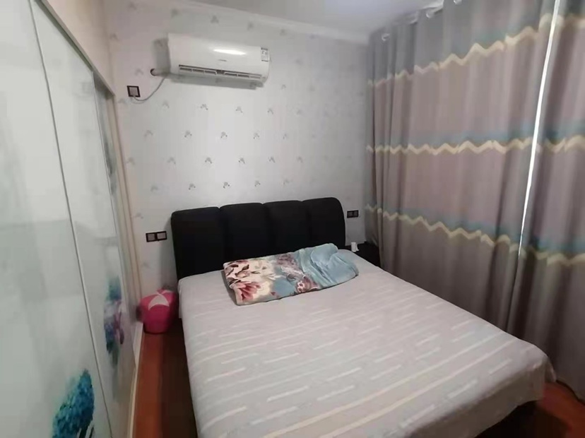 滨江外滩,精装2室2厅1卫2阳台地铁沿线超值因房子小换大超值地4