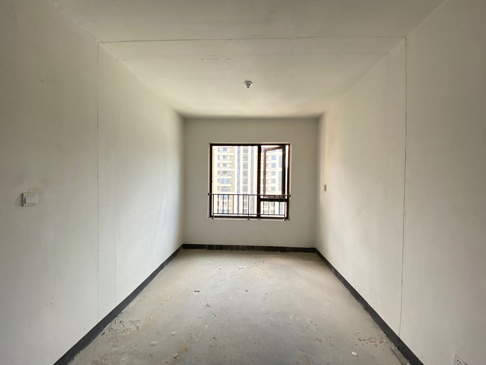 永嘉中梁壹号院南区,精品好房,永嘉中梁壹号院南区3室1厅1卫1阳台,房主急售6