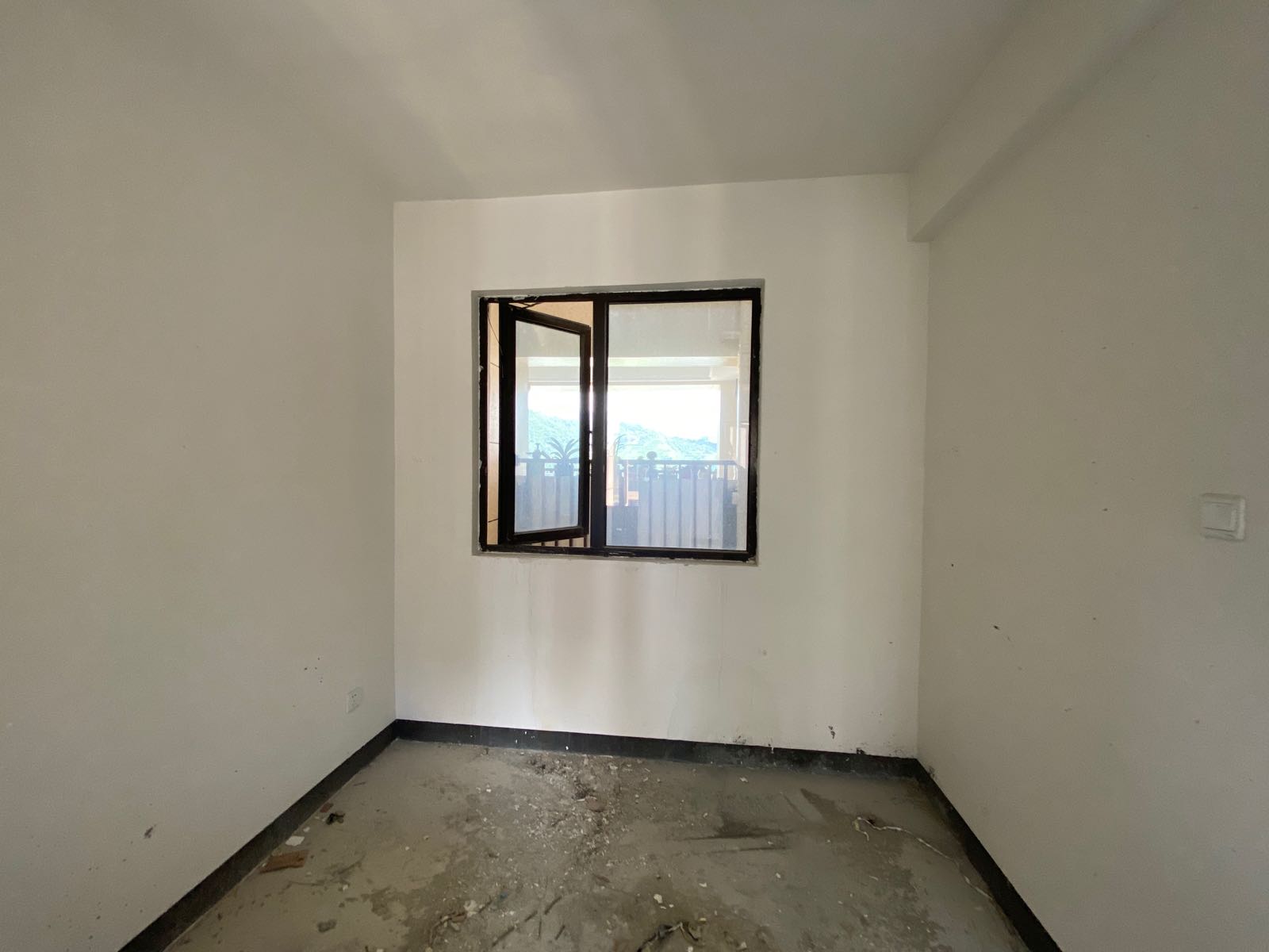 永嘉中梁壹号院南区,精品好房,永嘉中梁壹号院南区3室1厅1卫1阳台,房主急售5