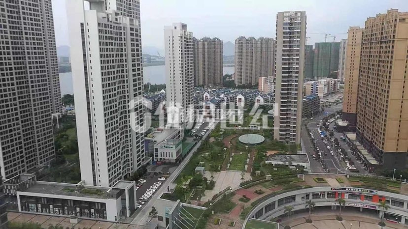 天茂城市广场,天茂复式公寓 .4-2-2.高层精装.110万9