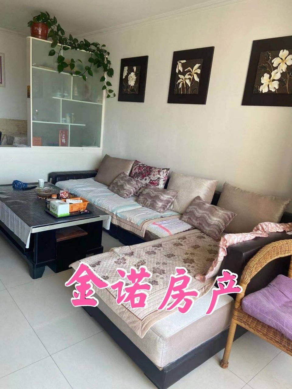 恒富锦绣城,房子楼层好,户型好。房子已经租了2