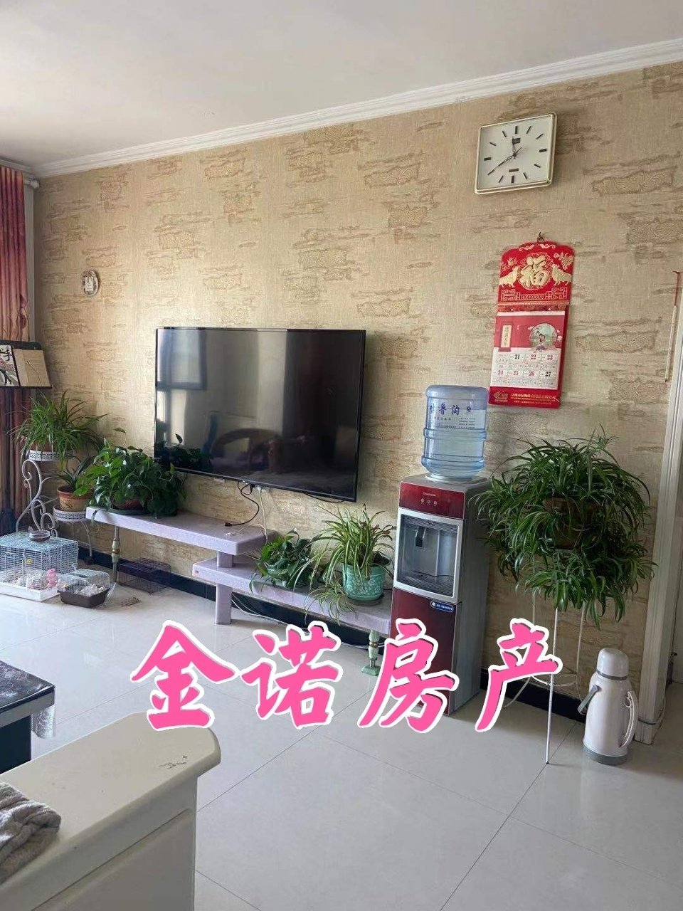 恒富锦绣城,房子楼层好,户型好。房子已经租了1