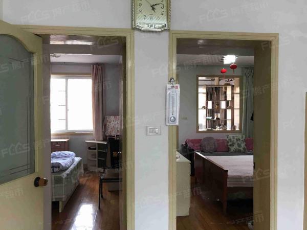 电子小区锦秀苑,越秀路,八佰伴旁,位置好,中间楼层2