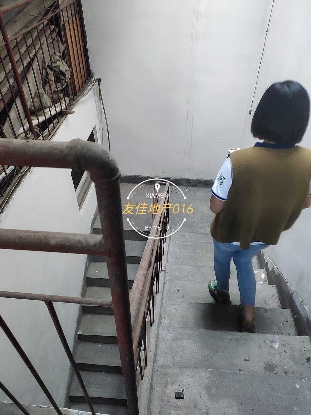 万源田家院子,6500@住房出售,老城独栋,6室3厅,有天有地,顶楼带顶篷2