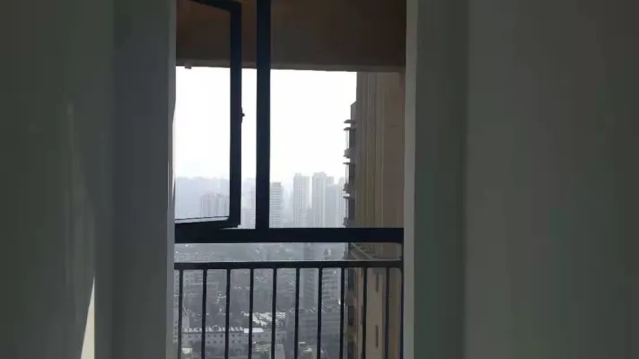 精装3室2厅1卫1阳台地铁沿线超值因房子小换大,超值地