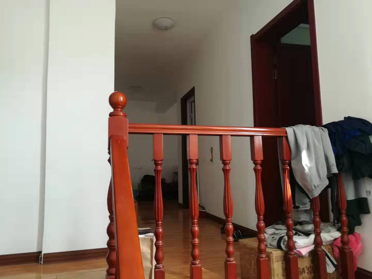 瓯龙现代城,瓯龙现代城一二楼复式带院子车位储藏室证过二8