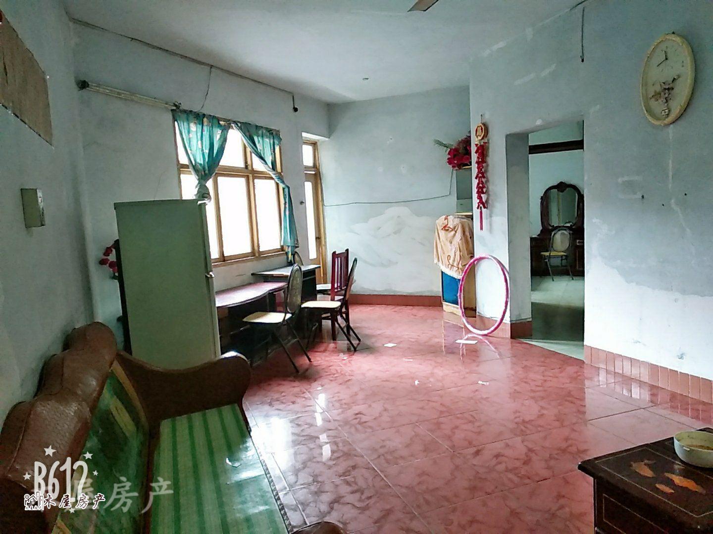 汇源理工E家,难得一见的精装小户型,总价低,朝向好4