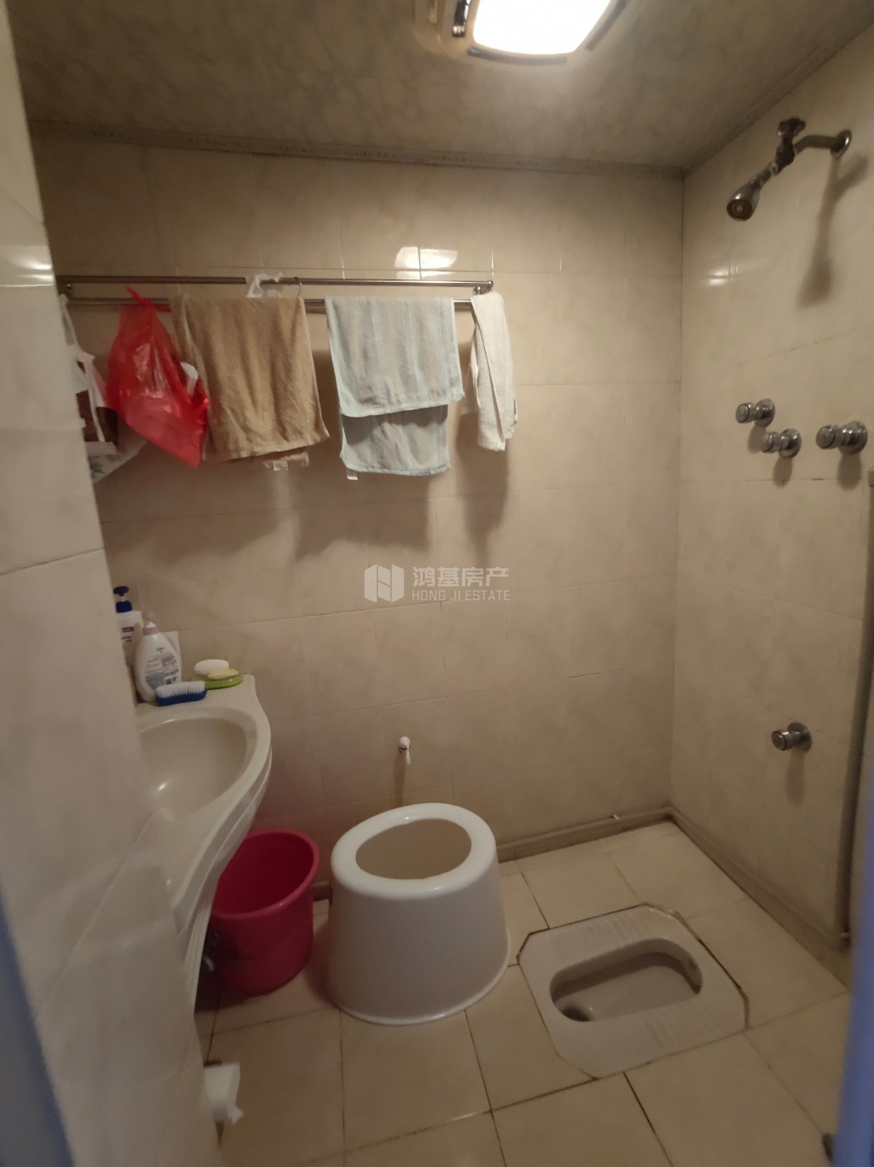 铁路八村,户型通透装修清爽扩大了面级11
