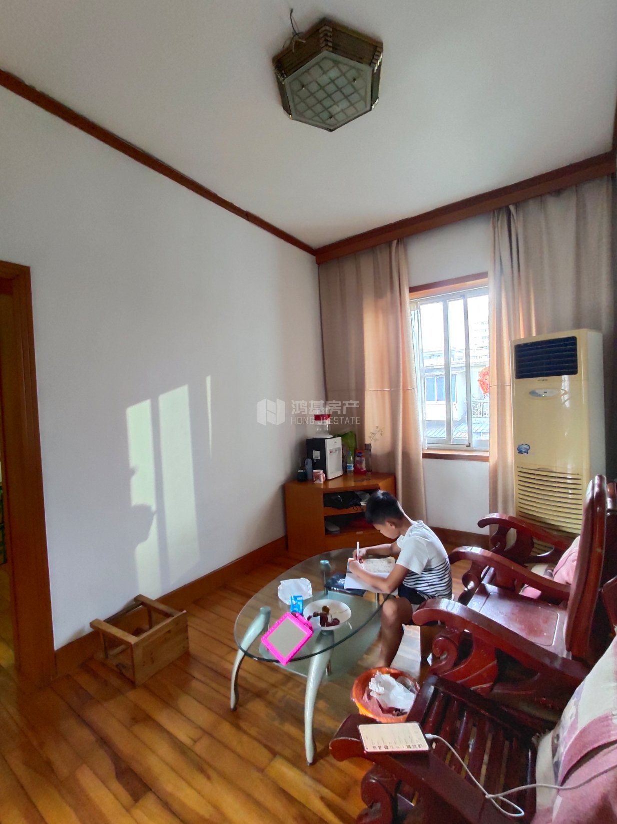 铁路八村,户型通透装修清爽扩大了面级4