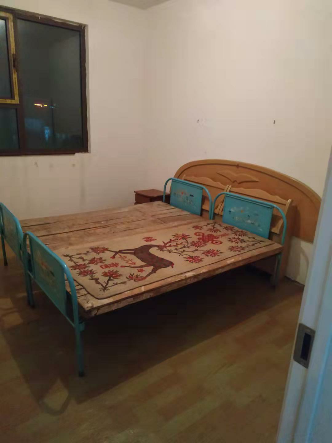 日昱城,日昱城简装2室1厅一卫,有简单家具,可改名字4