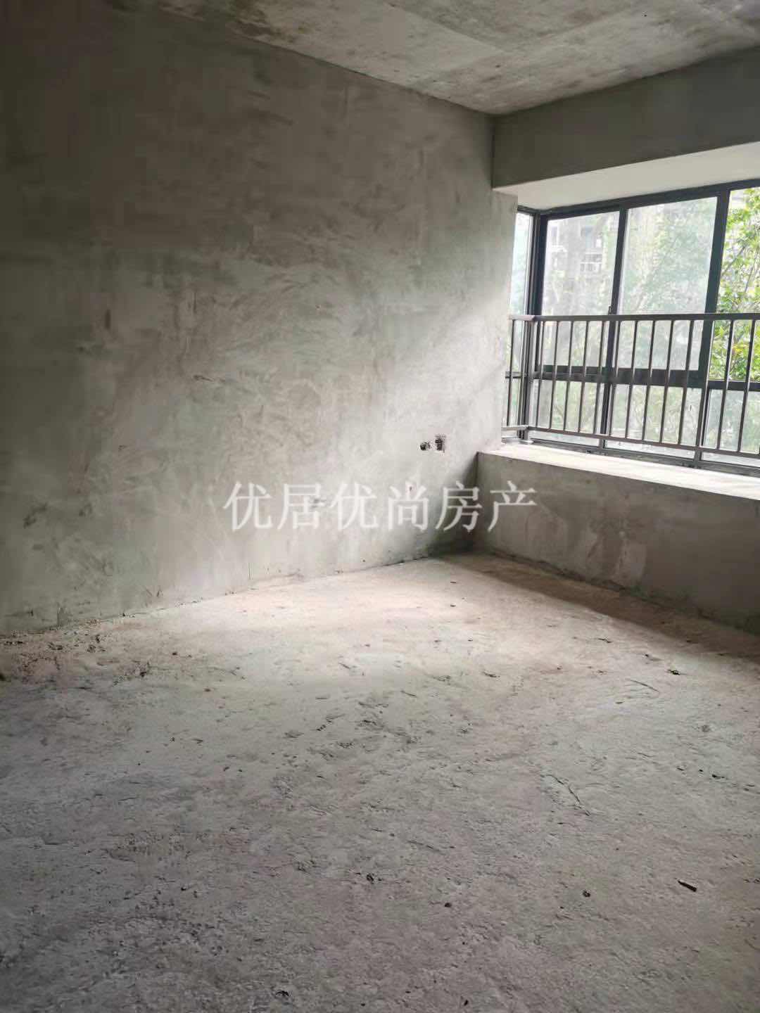 颐和春天,清水房、目前无证、钥匙在公司-房东自己已卖6