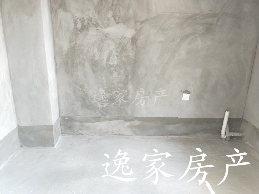 碧桂园滨江华府,这房子带一个车位,面积比较大7