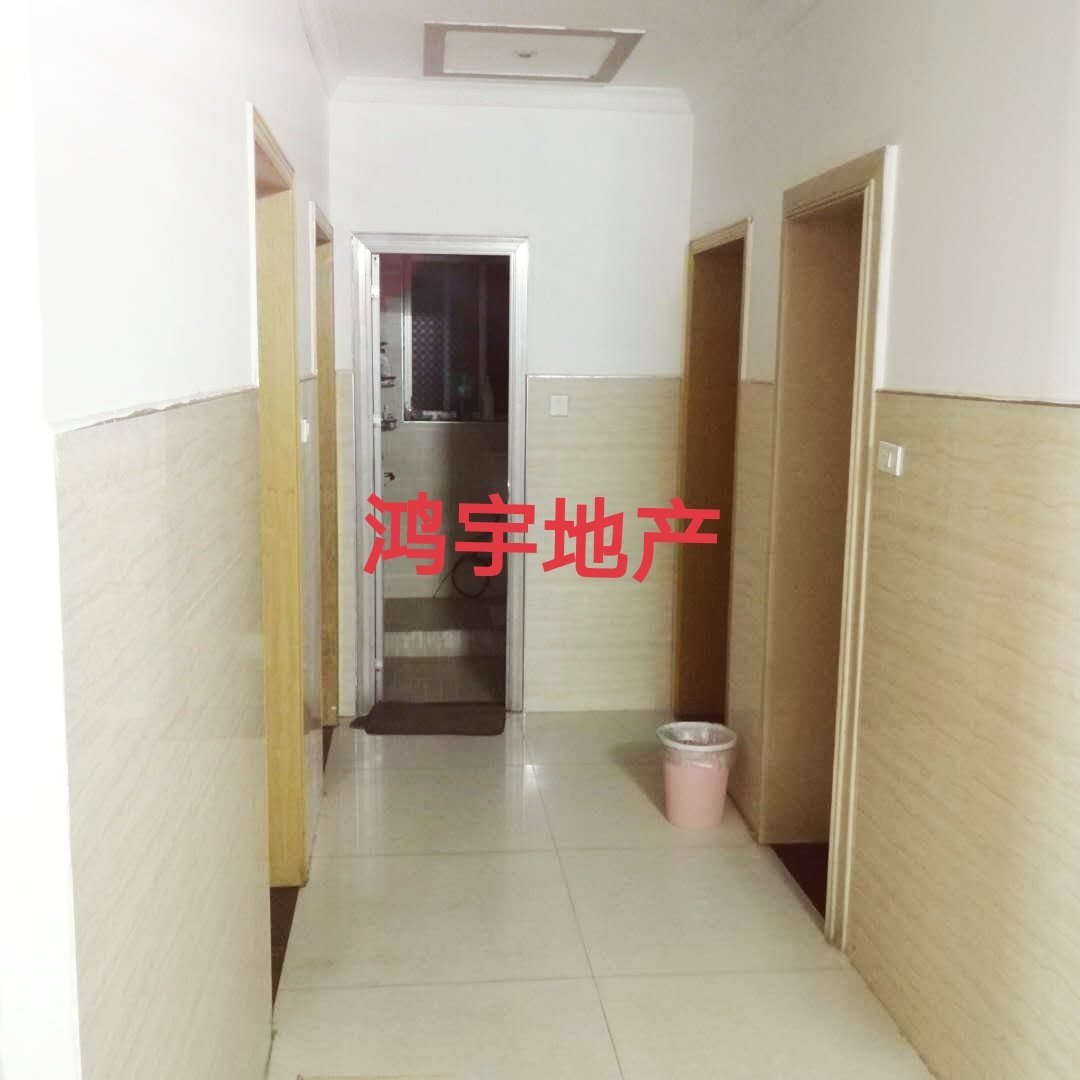 新景小区,带车库20个平方,性价比特别高,买它买它买它6