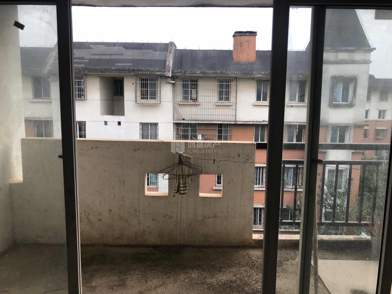 阳光家园,阳光家园 普通带家具家电 房东诚心出售7