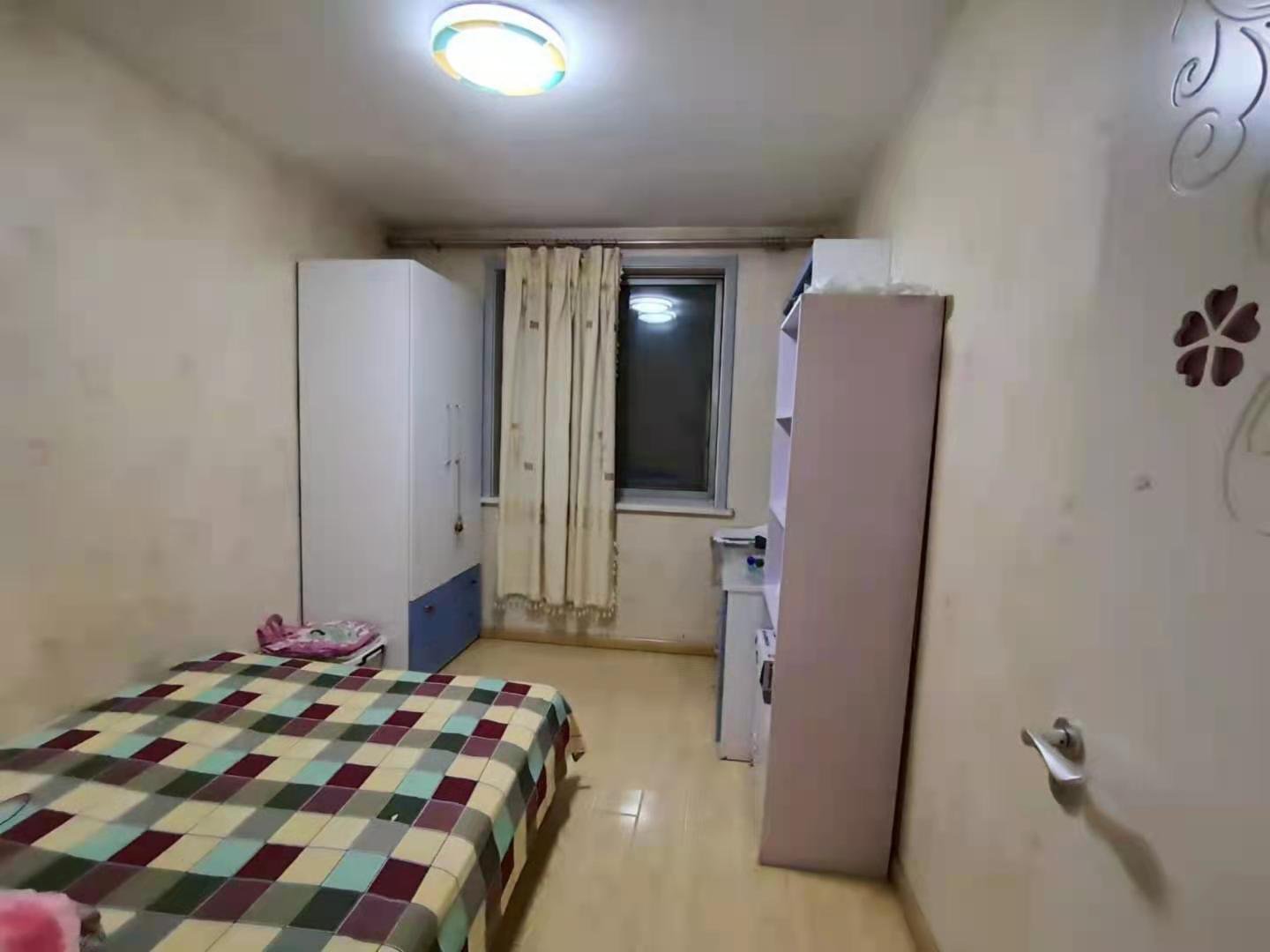 绿野花苑,绿野花苑二层老本拎包入住!4
