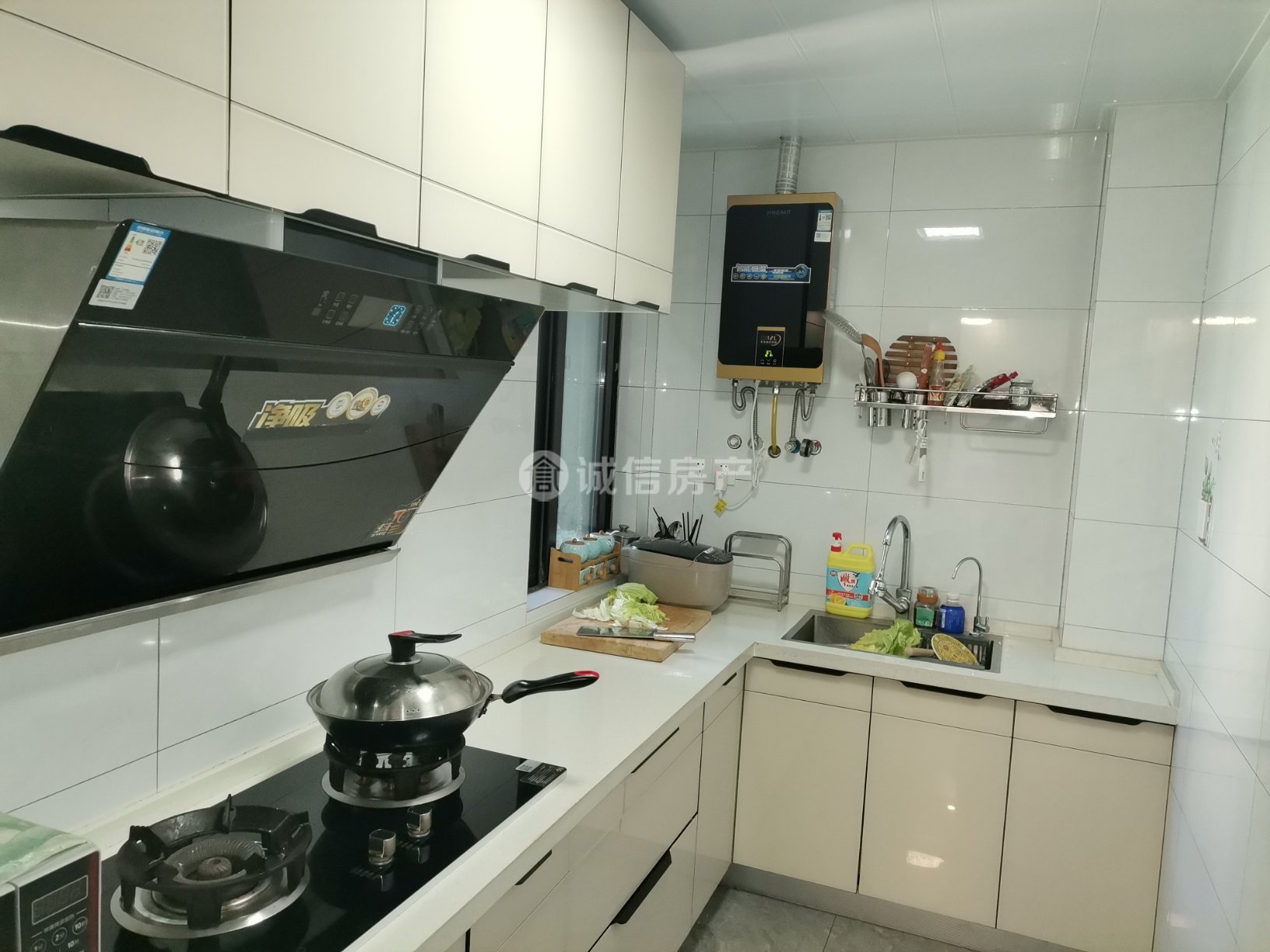 CBD万达广场,出售CBD万达住宅 全屋地暖 品牌家具 诚心出售5