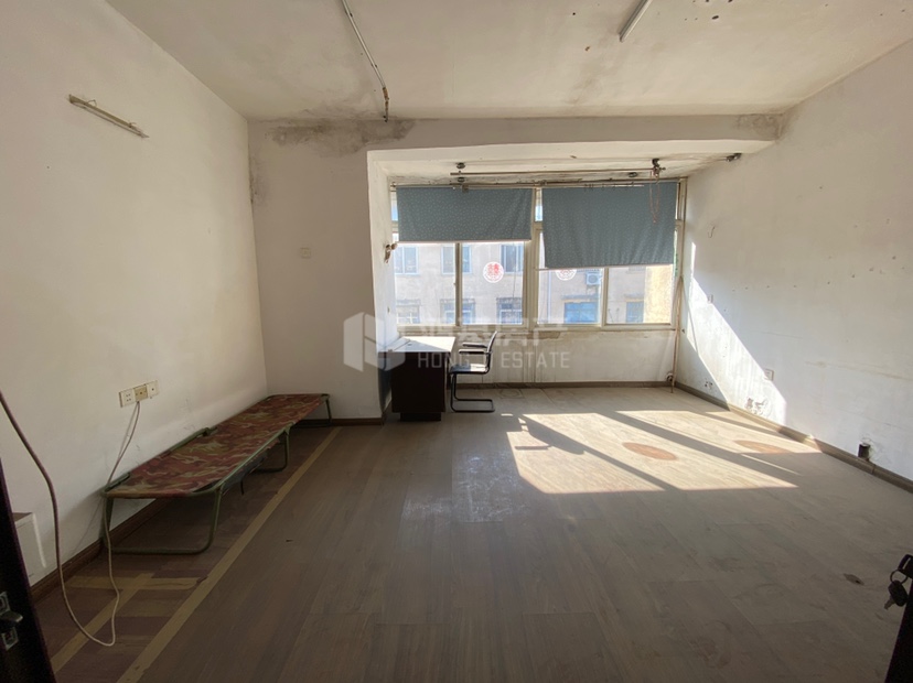 铁路八村,铁路八村普通带花园,面积50.26㎡,欢迎品鉴1