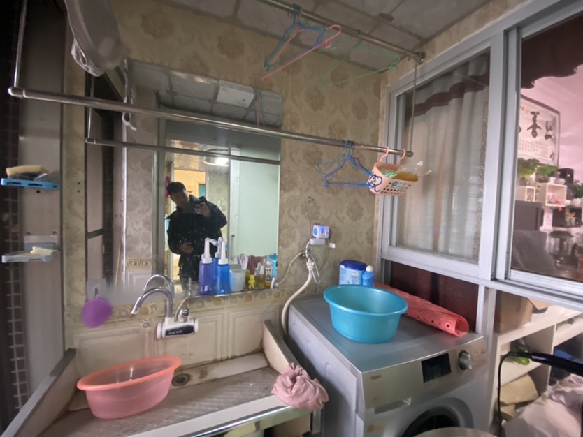 射洪县南城金座,弘达房产 城南电梯三室精装关门卖可按揭2