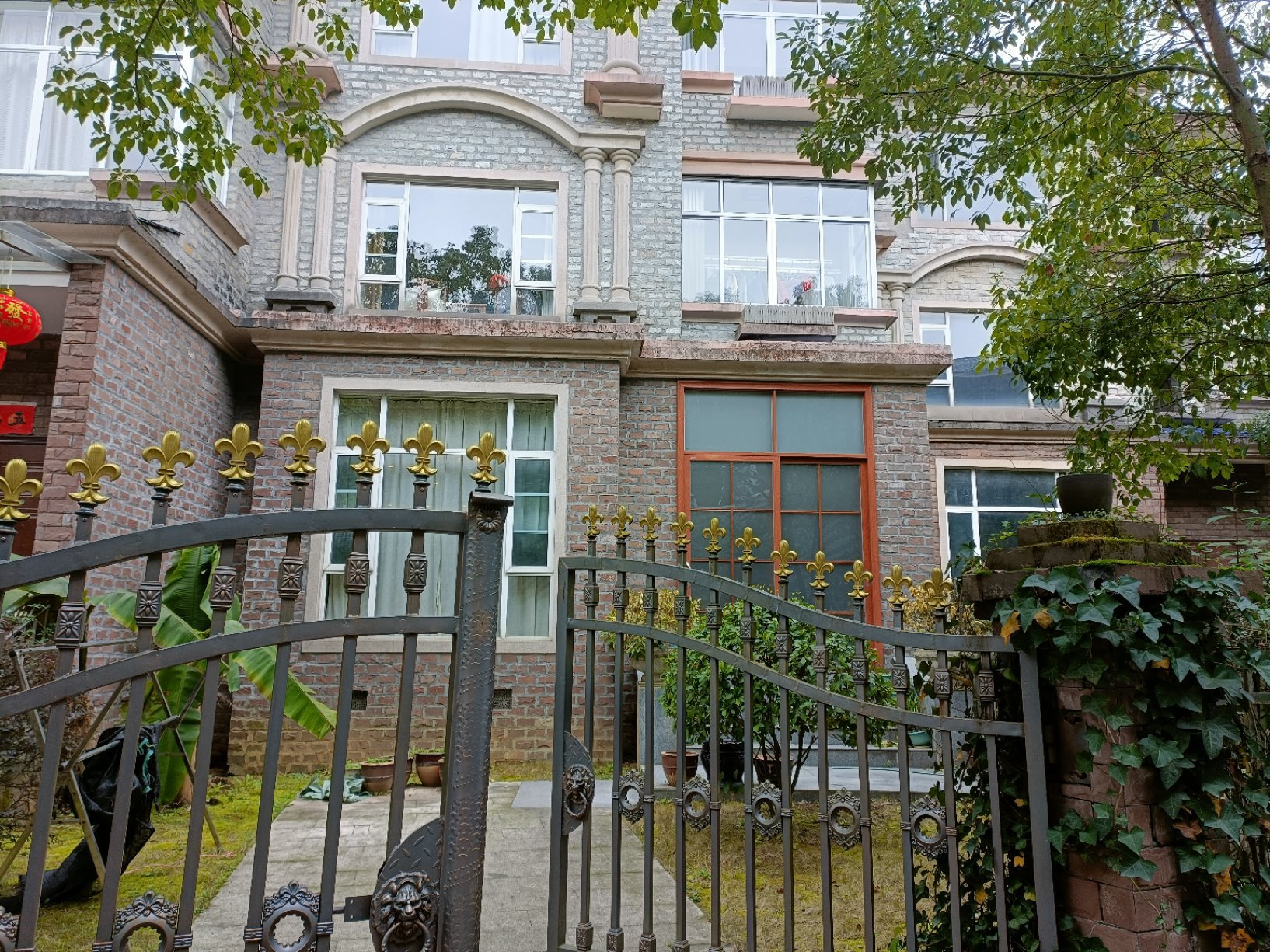 南湖花园别墅,南湖联排别墅原房东自住房,带前后花园,6