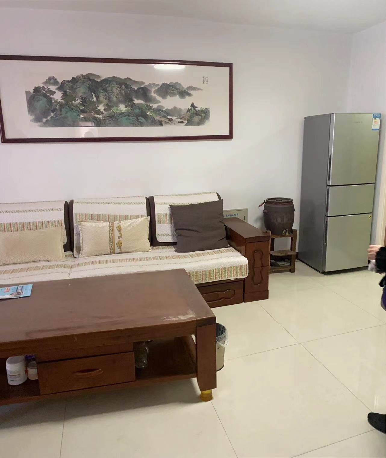 龙城国际南区,8龙城南区,4楼85平两室,售63万包大税3
