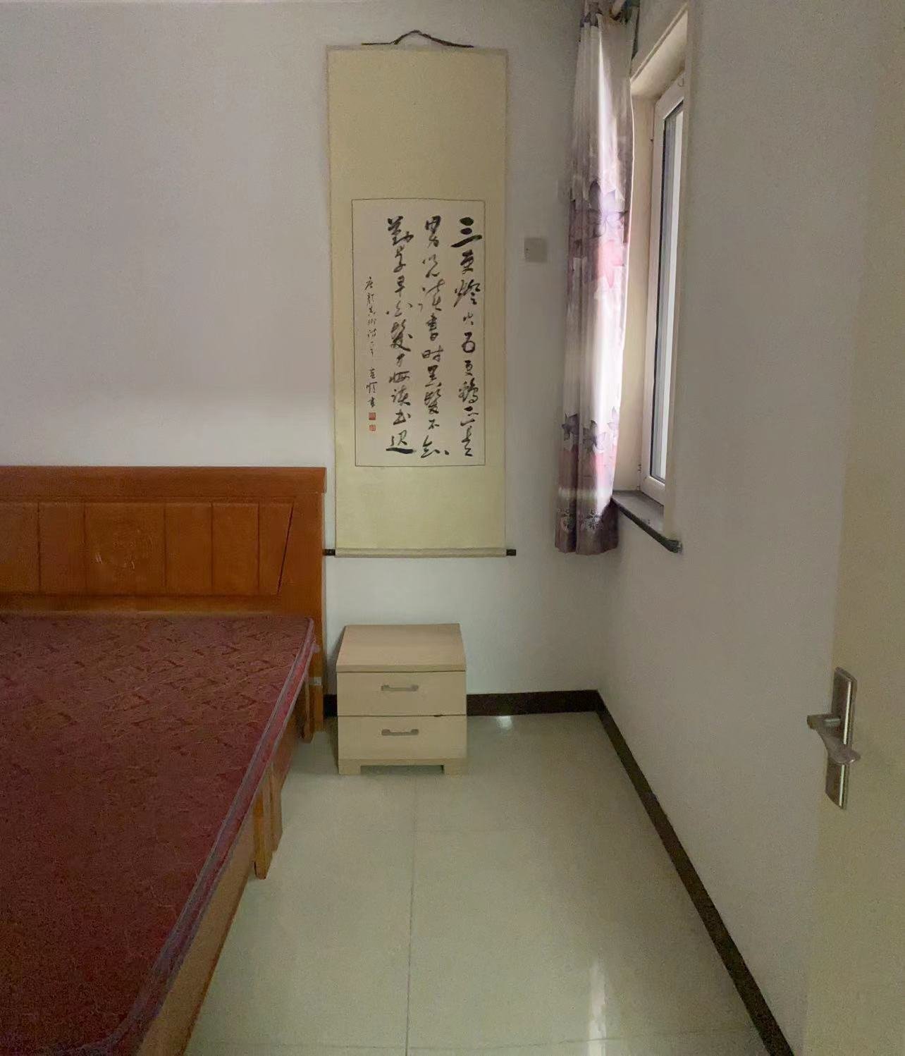 龙城国际南区,8龙城南区,4楼85平两室,售63万包大税2