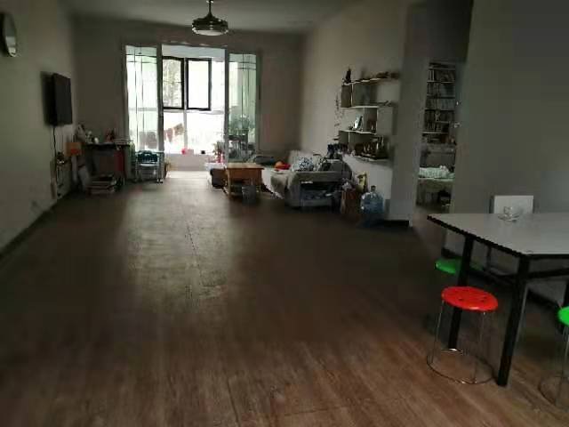 刘场嘉园,精装修.送车位小产权包能改名上学二实小三初,南北通经典户型9