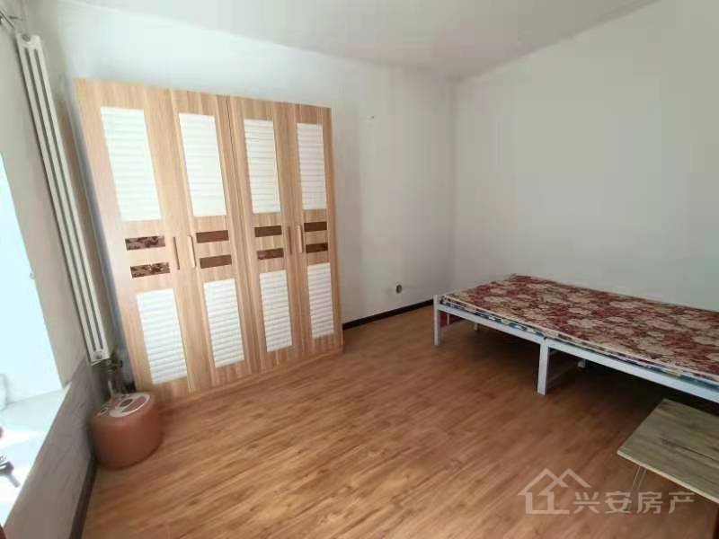 阳光怡园,婚装全明南户2室2厅1卫1阳台,格局工整合理7