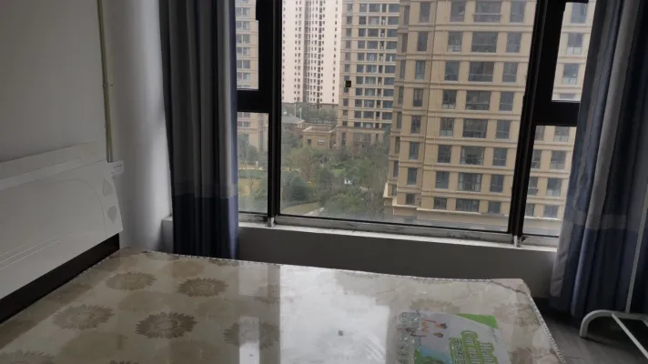 大发凯旋出租价格优惠,南北通透。
