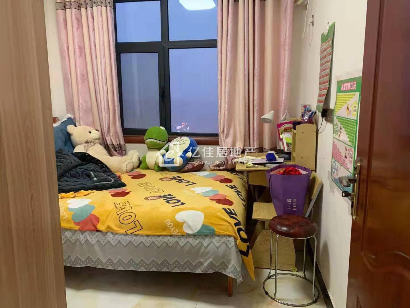 华予金城,华予金城 四室两厅两卫 拎包入住 诚心卖 可分期9