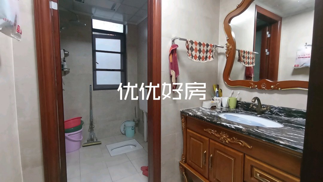 半山逸城A区,半山逸城中排4室豪装大户型出售6