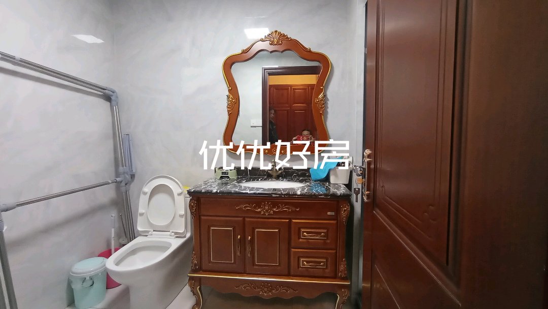 半山逸城A区,半山逸城中排4室豪装大户型出售5