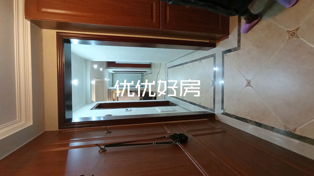 半山逸城A区,半山逸城中排4室豪装大户型出售3
