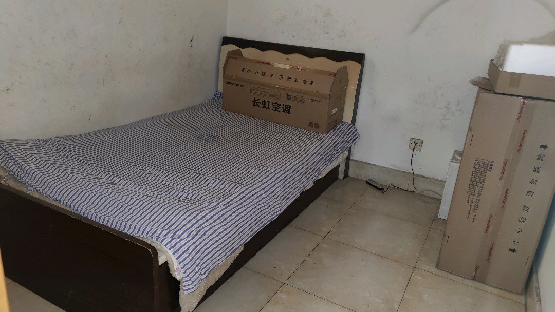 中立正大街,中立街 中层 套二 简装 有钥匙5