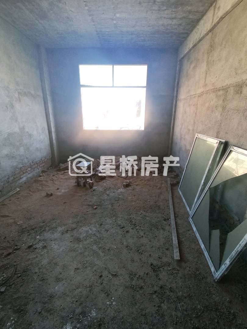 下马路小区,楼梯房5室楼下还带大厅 适合大家庭2