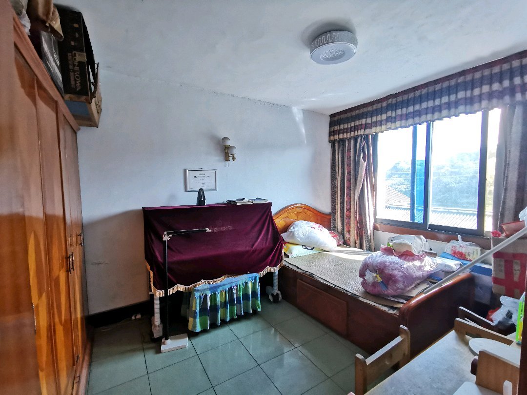 矿山公司小区,矿山公司,简单装修,带家具家电拎包入住!8