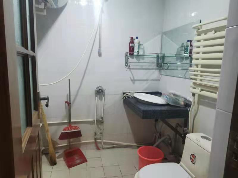 秦阳花园西区,秦阳花园西区 3室2厅2卫1阳台127㎡,阔绰客厅,超大阳台5